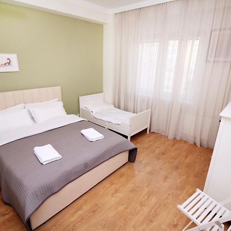 Perfect Spacious Apartment 356 Almaty Exterior foto